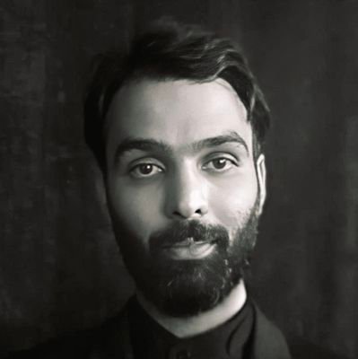 javidarabshahi's profile picture. 💡 ایده‌هات دیگه فقط رویا نیستن؛ با هم می‌سازیمشون 🚀

📈 استراتژیست اقتصاد دیجیتال | 🎓 دکترای کارآفرینی بین‌الملل