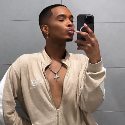 Diorr96's profile picture. 3.27.26 💿🎀