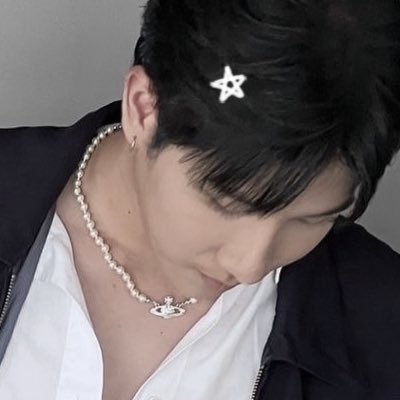 saturnorenji's profile picture. ✮⋆˙ 🐈‍⬛🐈