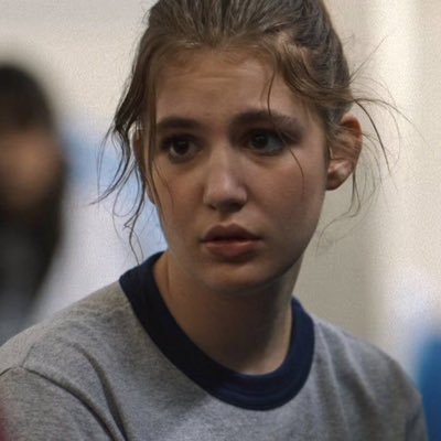 D0REETOES's profile picture. she / her , 22