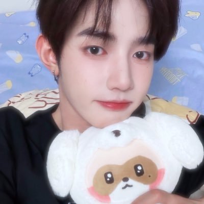 MIW725's profile picture. #장하오 ˚ෆ*₊ 침 제일 마니 흘린 Miw ⸝⸝ʚ̴̶̷̆﹃ ʚ̴̶̷̆⸝⸝