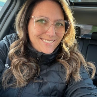 pseudomoi13's profile picture. Mom de jumeaux ados-presqu’adultes👫Amoureuse de ma 🐈‍⬛Ricaneuse et oui, parfois🐷