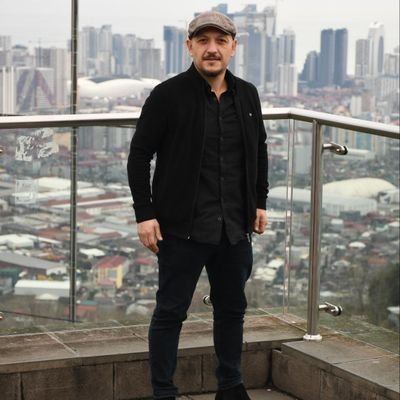 rhvc53's profile picture. Ebedî hayatta kime komşu olmak istiyorsak, onların inandığı gibi inanmak ve yaşadığı gibi yaşamak zorundayız. 

Ahmed Yaşar Hocaefendi 
رحمه الله
