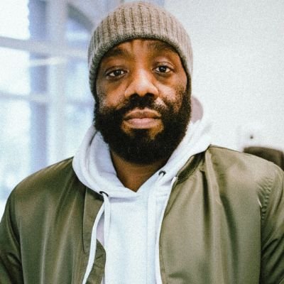 LeratoFiniza's profile picture. Alchemist | Writer | Lover | Music Person | Views are my own.