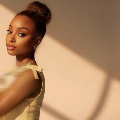 harmonay_'s profile picture. the biggest, the largest