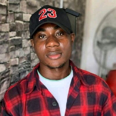 blaqema's profile picture. photographer 📸 
portrait 
fashion 
weddings 

https://t.co/MKWaOhYzKJ