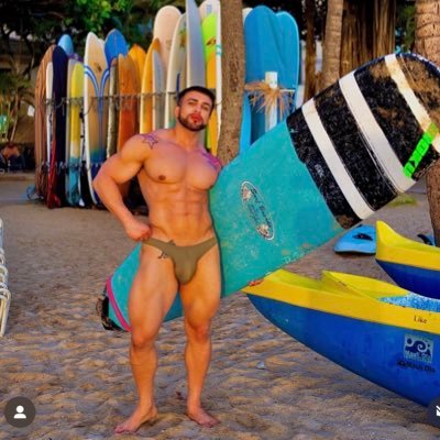 medeirosprivate's profile picture. We are a fan club page for this hot muscular guy with a big thick cock and hot Brazilian.
 XXL MUSCLE BIG MAN 181M 117KG XXI

Follow 😈   @JUNIORMEDEIROSO