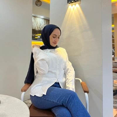 Zozanozhan's profile picture. 