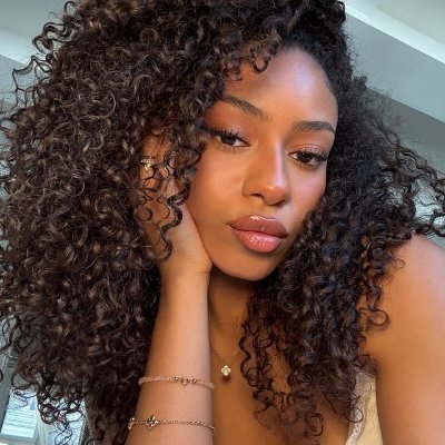 fpcsx's profile picture. @cearasc