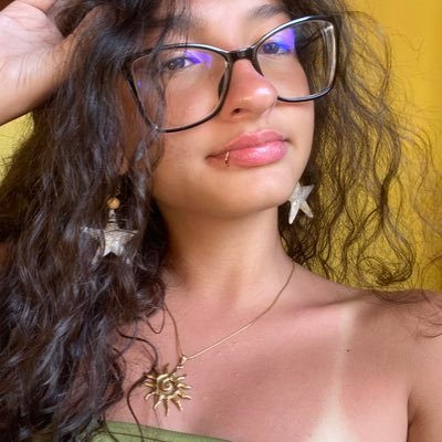 quenteesol's profile picture. ⚔️🐚