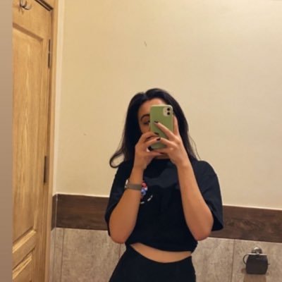 gizemofl's profile picture. 