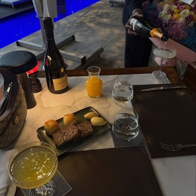 thebiggirlcheck's profile picture. Not perfect, just posting things I like 👀