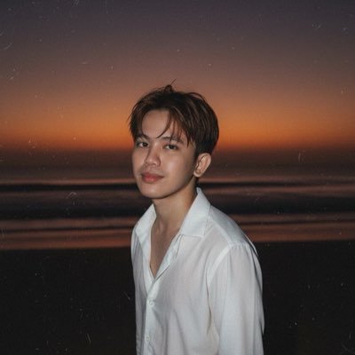 jemsummeeer's profile picture. 