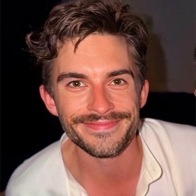 gwunge's profile picture. 🏁🐛🧅💚💖🧪🧫🧃🧩