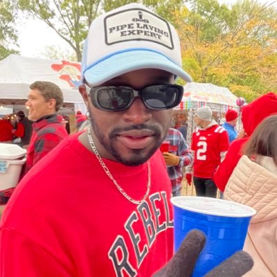 IAmPicasio's profile picture. Comedian in training. Follow my backup @IWasPicasio