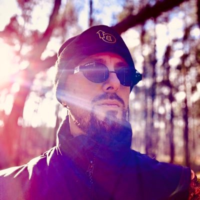 MoltoBullish's profile picture. 