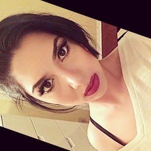 onlybadviibe's profile picture. andar aana mana hai ⚠️