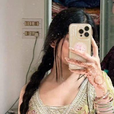 PriyanshiVibes's profile picture. Fun loving।। Sarcasm।।Traveller।। Foodie।। Follow me for instant follow back.