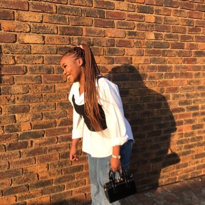 zerahhhdee's profile picture. she/her🥀 happy girls are the prettiest. uThisha.👩🏽‍🏫🍎