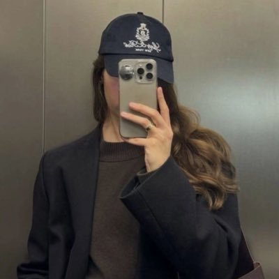 prickytwatling's profile picture. 