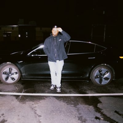 rmxijr's profile picture. From San Diego, better known as DaygO🌴