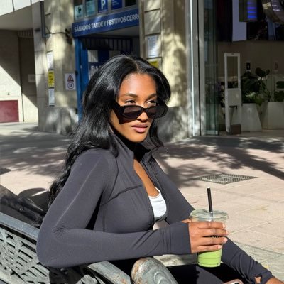 LuisaKmboMatzen's profile picture. MODEL | ACTRESS