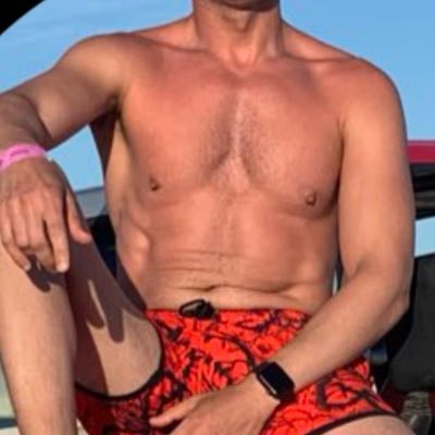 Jaysobe1's profile picture. Yes, pic is me! Bate Goone Edging JO Bro Talk Masc4Masc Role Play dm open 43yo I’m into other Masc Bros