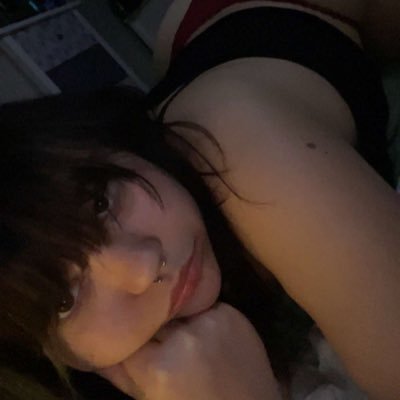 urfavgothslxt's profile picture. 