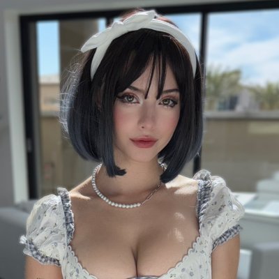 FermesEnFete's profile picture. Come closer 👀👇🏻