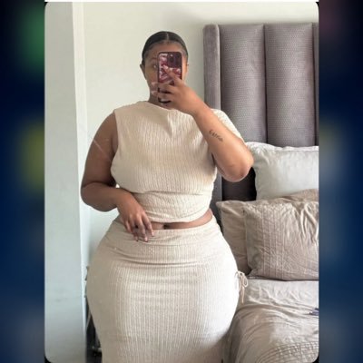 RevrenFadder's profile picture. Just tryna live 🙂… posting whatever comes in mind 😋 … most from direct thoughts 😌 … others from experience 😑… and some from divinations 😈