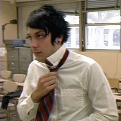 bloodiedbeauty_'s profile picture. (っ҂° ཀ•)っ⊹˚., ´ཀ`, ꒰ 𐂯 ⁠꒱ ※ stupid emo goonette         ↳ interacts with shedtwt, beware γ