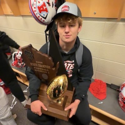 AndrewDowning08's profile picture. Arrowhead HS | 2026 | 6’2.5 240 | G/C | #72 | 3.7 gpa | 455 squat | Honorable Honorable Mention All Classic 8