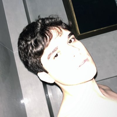 luizmandradi's profile picture. grew up hard, fell off harder