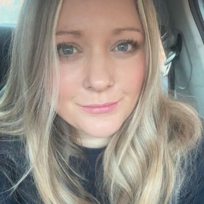 Angela Powis Singer-Songwriter Profile