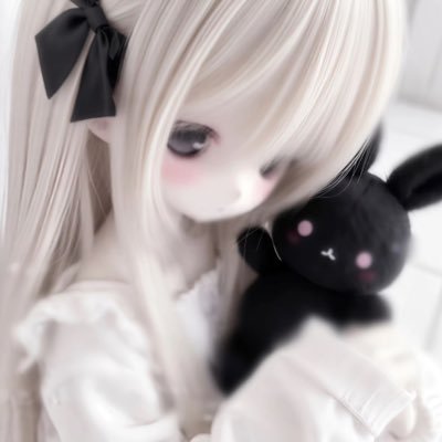 shx21r's profile picture. 