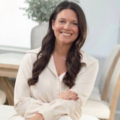 amandaCHunt08's profile picture. #Trader,  #Swing Trader, #Helping Individuals Earn financial freedom Through Trading.  # Financial and Trading Expert.