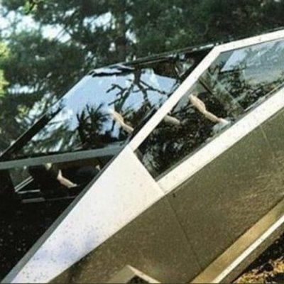 sterlingbux's profile picture. Investor | Engineering and Finance background | $BTC $MSTR $TSLA $STRC | Views are my own and not financial advice