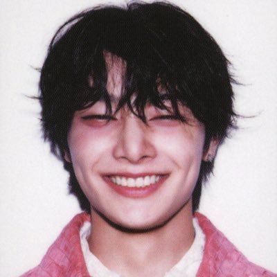 foxniiyz's profile picture. primeira pessoa a amar o jeongin