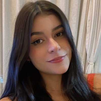 luanyav's profile picture. 