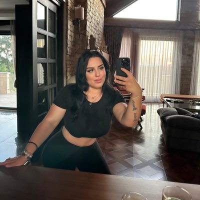 aytensuuu's profile picture. bi burda eksiktim🐿 #fenerbahçe