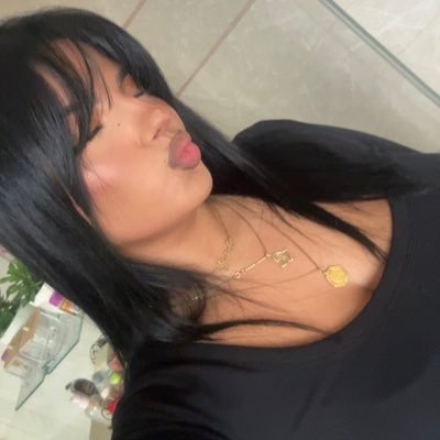 syayouu's profile picture. D’amour et d’eau fraîche