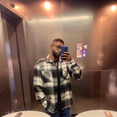 Rvhim_'s profile picture. 