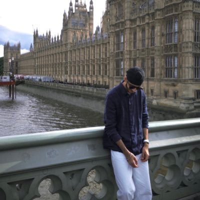 PrinceKhant4's profile picture. I’m not perfect but i am limited edition