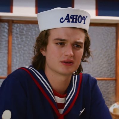 CAPTAlNERD's profile picture. ✌︎♡ (she/her) this account is made of soft hours, peak dumbassery and multifandom madness.