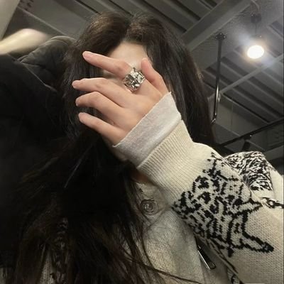 alinaamirhu's profile picture. follow for followback 💯💯💯💯
give me engagement and take engagement 100%💯