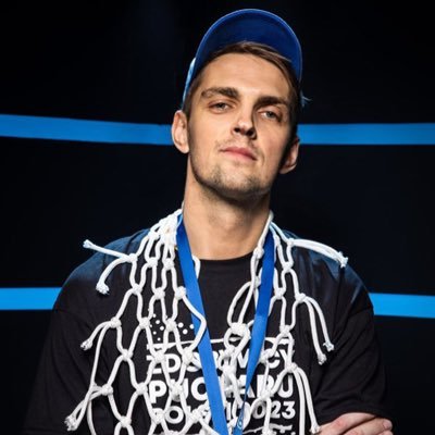 RoloFreimanis's profile picture. Just a guy with opinion!