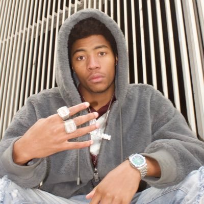 lokannmusic's profile picture. Nouveau single « ROCKSTAR » disponible partout. jeune négro ambitieux