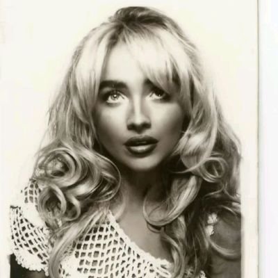 ilytaybrina's profile picture. #TAYLORSWIFT: I know someday I'm gonna meet her, it's a fever dream, the kind of radiance you only have at 17