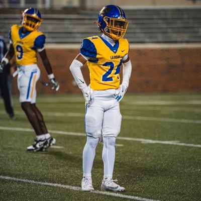 joshmajors2029's profile picture. 29’ WR/DB La Vega High School / 3 Sport Athlete 🏈🏀🏃🏽‍♂️Class of 2029