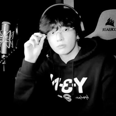 AhmedRoshn69728's profile picture. September is miracle for me🍀✨BTS Paved The Way. OT7 /💜방탄소년단 ⟭⟬ 💜/ Tae🐻kook🐰